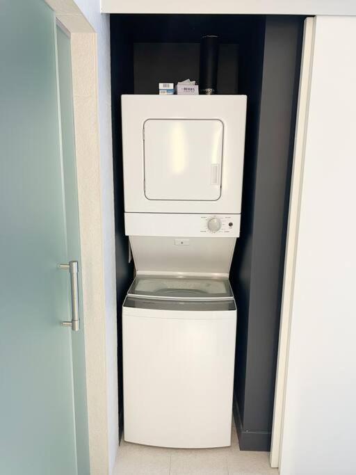1 Bedroom With Ocean And City Views! 劳德代尔堡 外观 照片